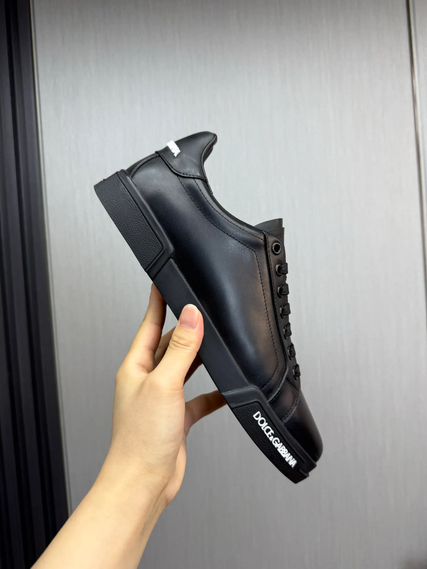 Men's men's shoes💰440💰Dolce & gabbana (DG) official website synchronized new models💥1 fashionable hot models: 1 Exclusive mold opening ✅Imported cowhide for the upper, unique brand style logo upper💥Sheepskin feet🐑Original private mold outsole✔️36-44 (38.45 custom-made, non-refundable)